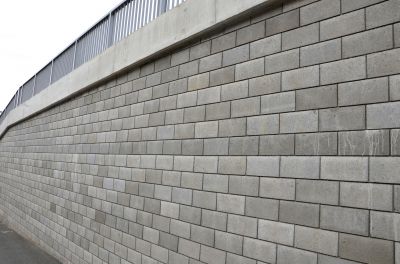 Block Retaining Wall Installation in Orlando, FL